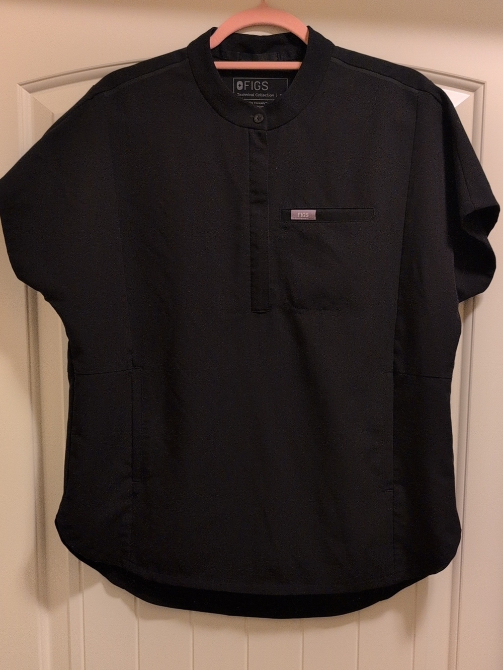 Figs Black Short Sleeve Mandarin Henley Scrub Top
